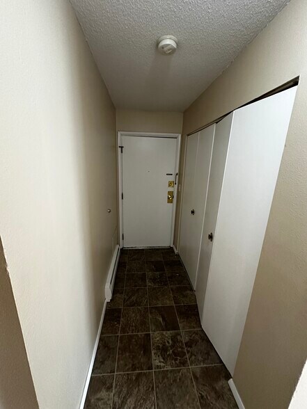 125 20th Ave SW, Cedar Rapids, IA à vendre - Photo de l’immeuble – Image 3 sur 13