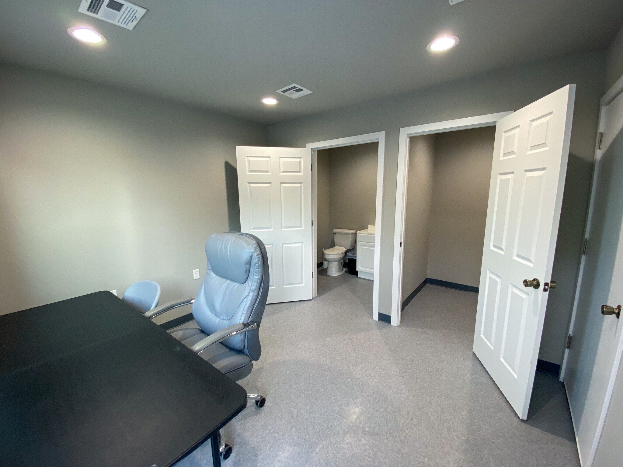 607 S Lake Murray Dr, Ardmore, OK à vendre Photo de l’immeuble– Image 1 sur 6