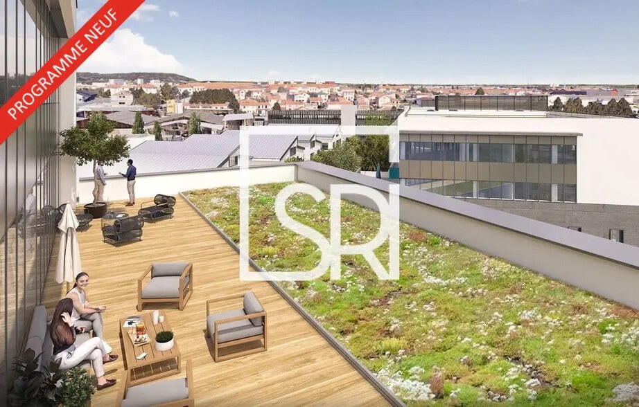 Bureau dans Clermont-Ferrand à vendre - Photo de l’immeuble – Image 2 sur 30