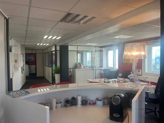 Bureau dans Nice à louer - Photo de l’immeuble – Image 2 sur 9