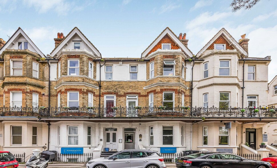 121-123 West Hill Rd, Bournemouth à vendre - Photo de l’immeuble – Image 2 sur 11