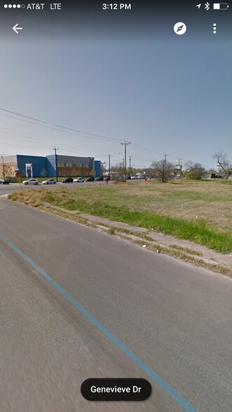 6920 S Flores St, San Antonio, TX à vendre - Photo de l’immeuble – Image 2 sur 3