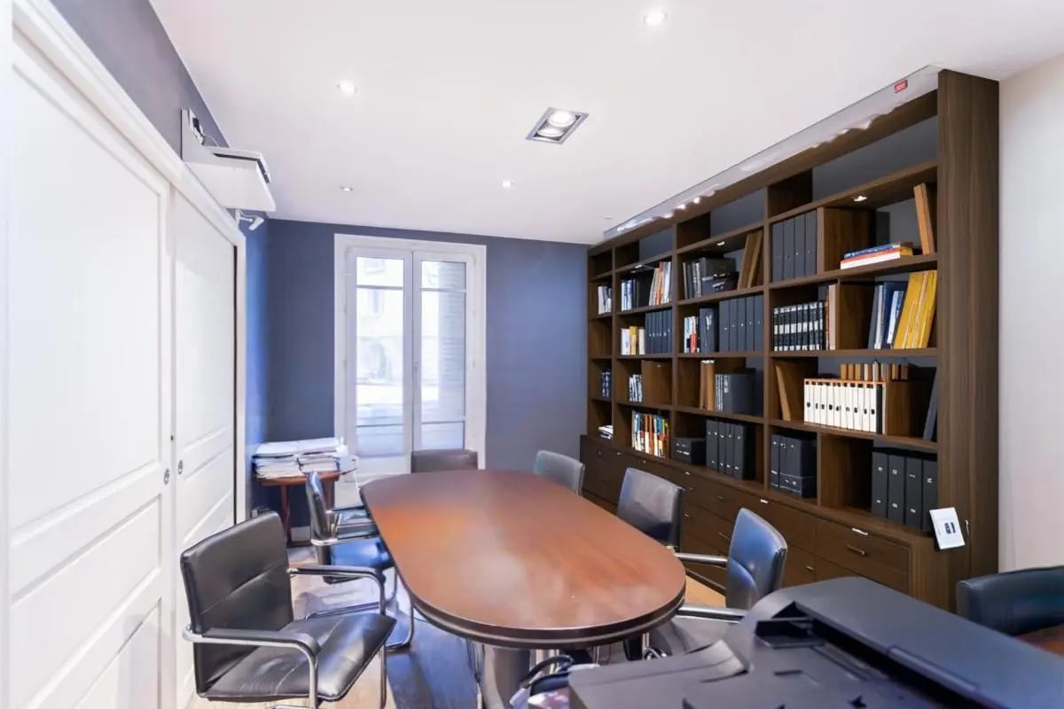 Local d'activités dans Paris à vendre Photo de l’immeuble– Image 1 sur 5