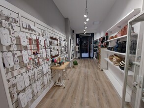 Local commercial dans Vilafranca del Penedès, Barcelona à louer Plan d’étage– Image 1 sur 6