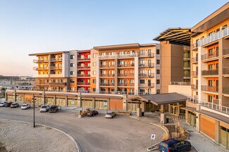 Plus de détails pour 25 Ryan Cres, St. Albert, AB - Local commercial à louer
