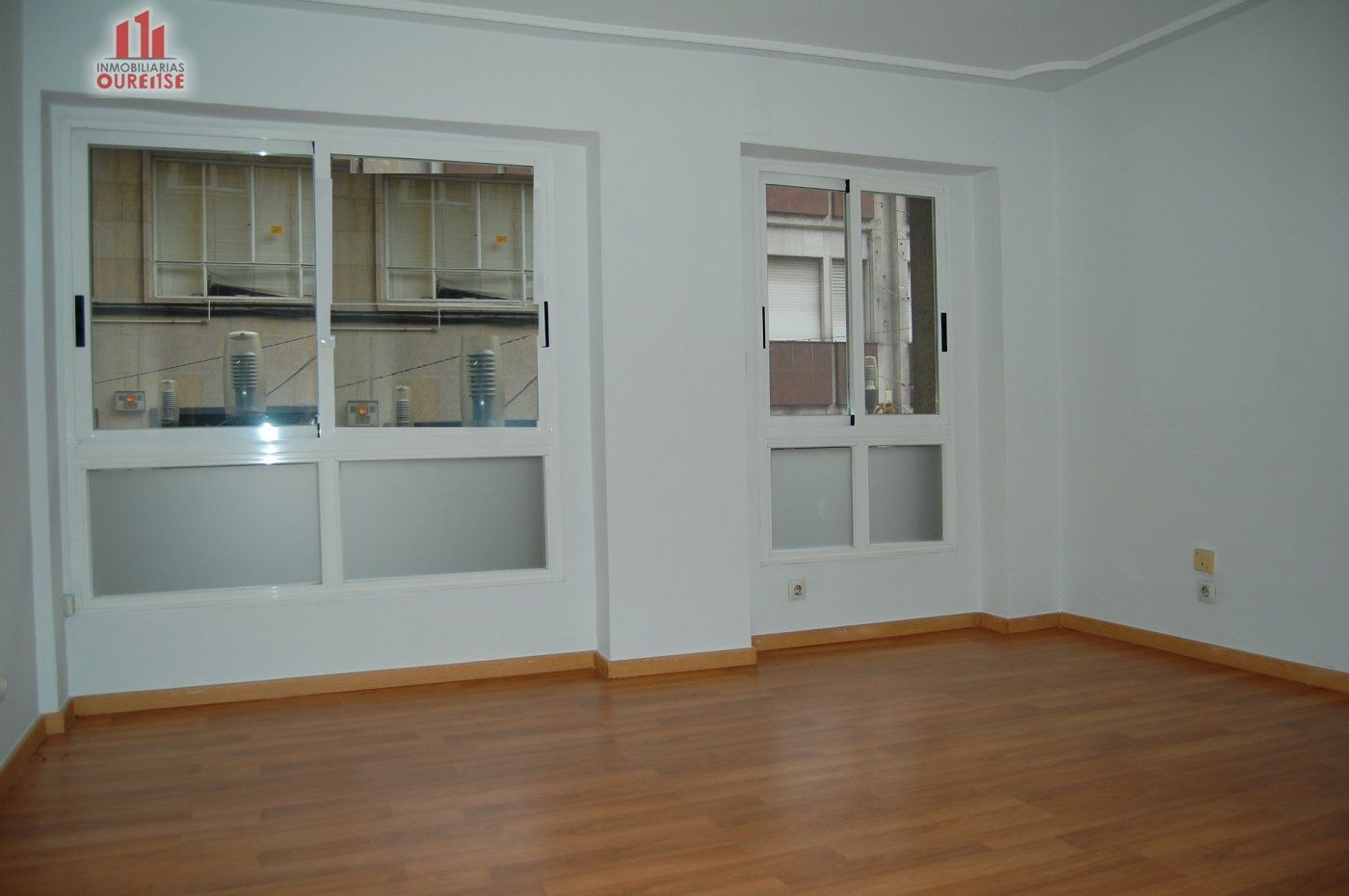 Bureau dans Ourense, Orense à louer Photo principale– Image 1 sur 6