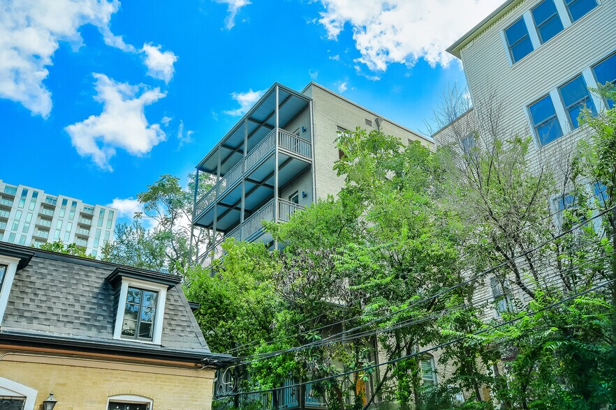 702 San Antonio St, Austin, TX à louer - Photo de l’immeuble – Image 3 sur 10