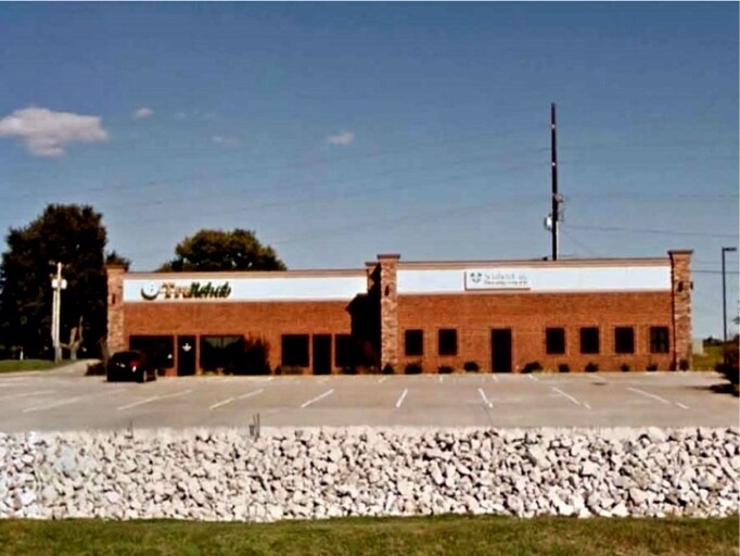 12201 N Highway 41, Evansville, IN à louer - Photo de l’immeuble – Image 2 sur 30