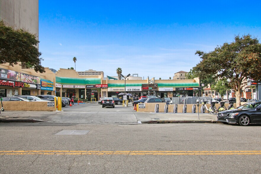 3450 W 6th St, Los Angeles, CA à louer - Photo de l’immeuble – Image 1 sur 6