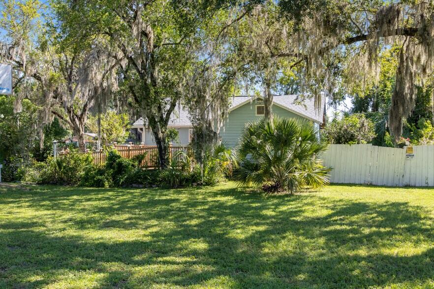 1703 NE 8th Rd, Ocala, FL à vendre - Photo de l’immeuble – Image 3 sur 25