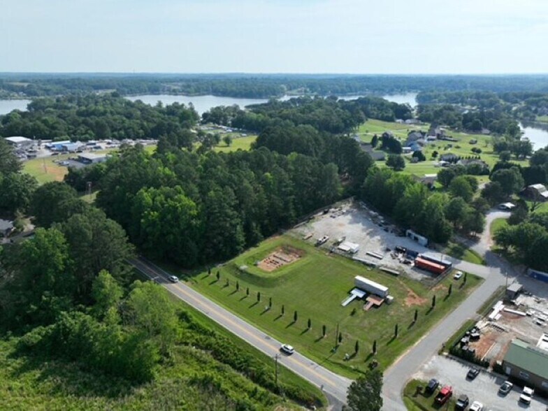 151 Crow Rd, Inman, SC à vendre - Photo principale – Image 1 sur 1