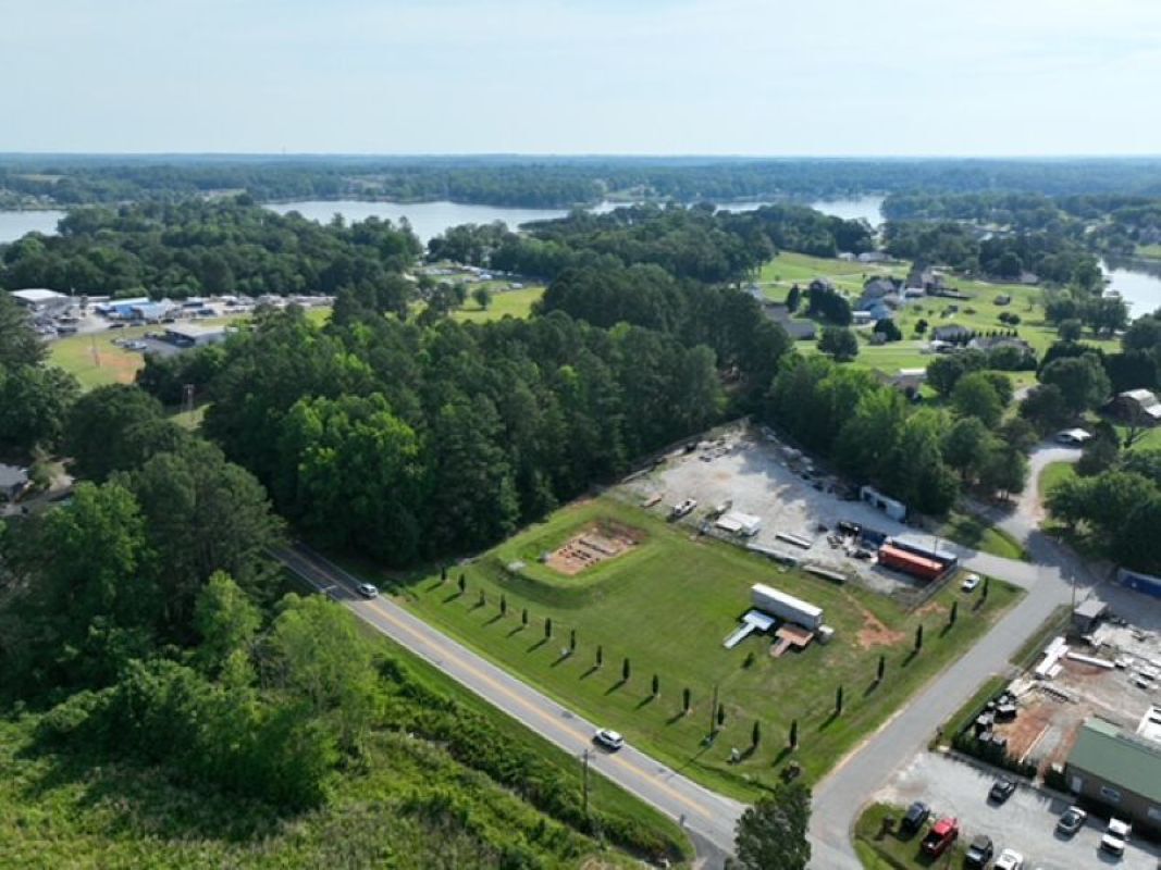151 Crow Rd, Inman, SC à vendre Photo principale– Image 1 sur 2