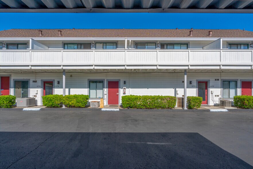1270 Broadway, Sonoma, CA à vendre - Photo de l’immeuble – Image 2 sur 92