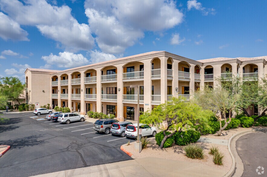 2550 N Thunderbird Cir, Mesa, AZ à louer - Photo de l’immeuble – Image 2 sur 82