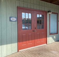 2700 S Roan St, Johnson City, TN à louer Photo de l’immeuble– Image 1 sur 10