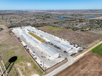 Plus de détails pour 395 County Road 202, Kyle, TX - Industriel/Logistique à vendre
