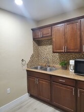 1515 W Osborn Rd, Phoenix, AZ à louer Photo intérieure– Image 2 sur 9