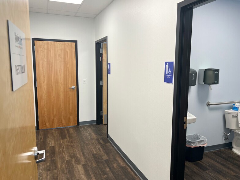 8120 Ventura St NE, Albuquerque, NM à louer - Photo de l’immeuble – Image 3 sur 10
