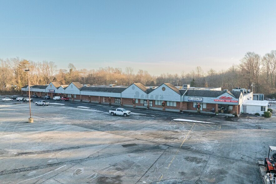 1654 Boston Post Rd, Old Saybrook, CT à louer - Photo principale – Image 1 sur 4