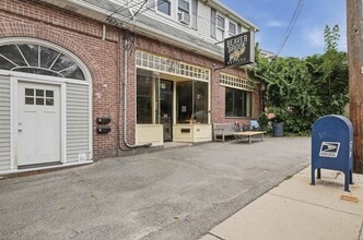 86 Trapelo Rd, Waltham, MA à louer Photo intérieure– Image 2 sur 8