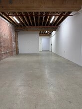 941 E 2nd St, Los Angeles, CA à louer Photo intérieure– Image 2 sur 5