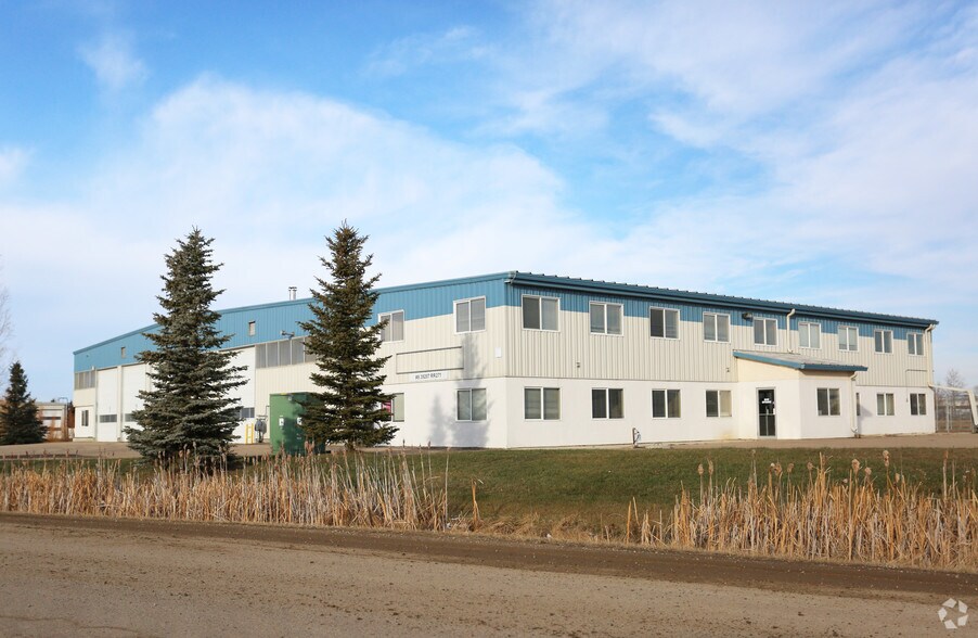 8 Van Der Horn Way, Red Deer County, AB à vendre - Photo de l’immeuble – Image 2 sur 37