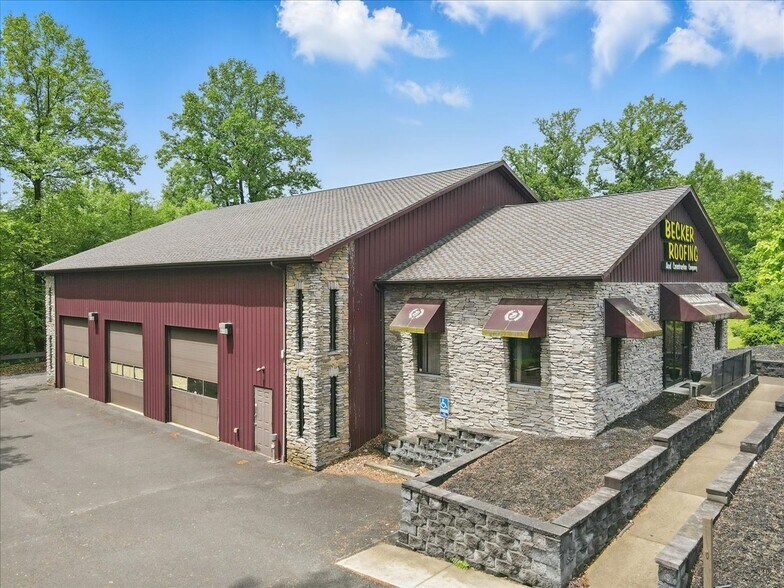 842 PA Route 611, Swiftwater, PA à vendre - Photo de l’immeuble – Image 1 sur 6