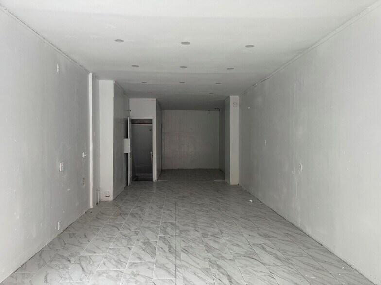 240 E 28th St, New York, NY à louer - Photo de l’immeuble – Image 3 sur 3