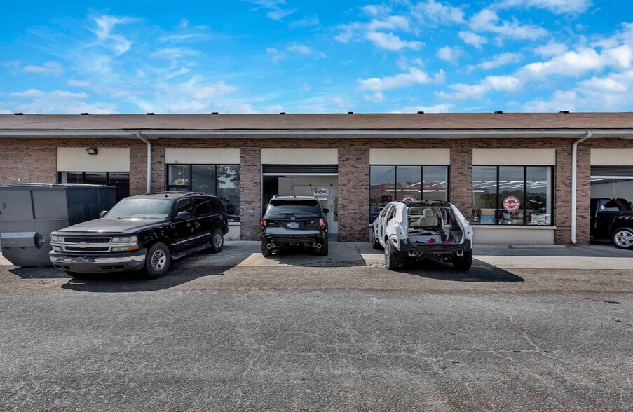 516 Pearman Dairy Rd, Anderson, SC à vendre - Photo de l’immeuble – Image 3 sur 32