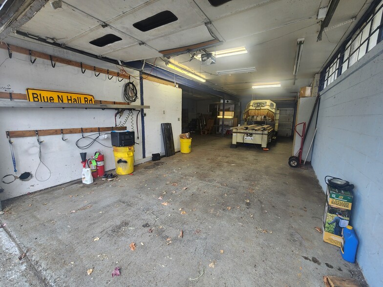 331 Stokes Ave, Ewing, NJ à louer - Photo de l’immeuble – Image 3 sur 15