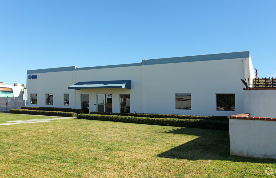 15326 Cornet Ave, Santa Fe Springs, CA à louer - Photo de l’immeuble – Image 2 sur 2