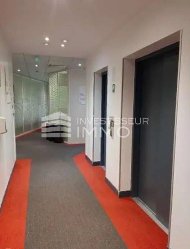 Bureau dans Guyancourt à louer Photo intérieure– Image 1 sur 3
