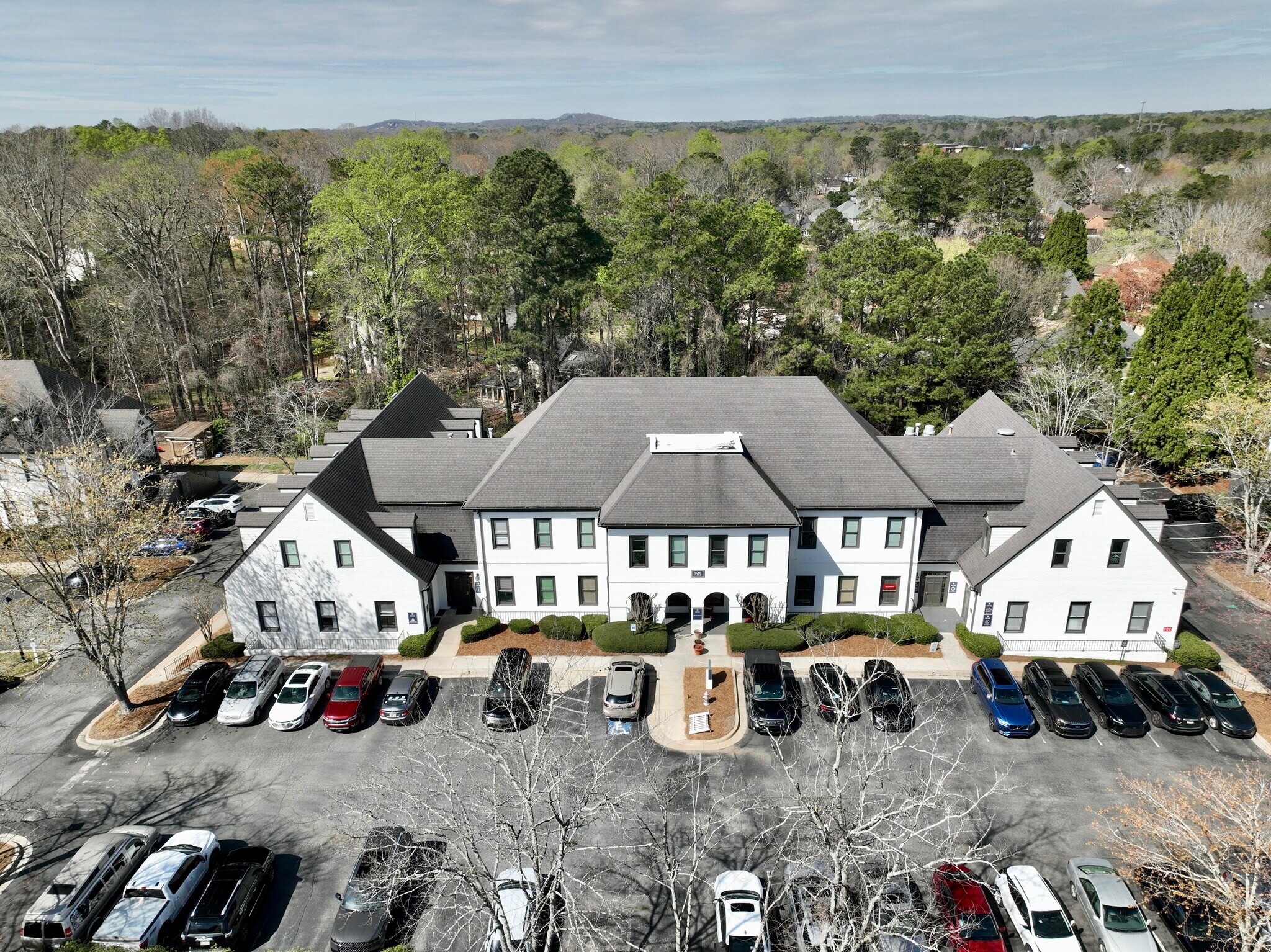 1519 Johnson Ferry Rd, Marietta, GA à louer Photo principale– Image 1 sur 9