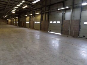 Treforest Industrial Estate, Pontypridd à louer Photo intérieure– Image 1 sur 2