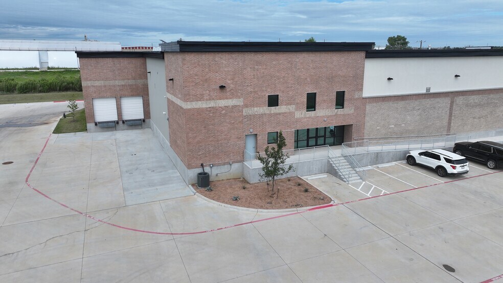 1811 Sparks, Cleburne, TX à vendre - Photo de l’immeuble – Image 2 sur 10