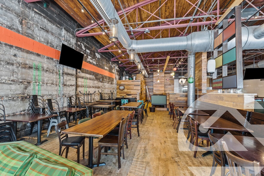 419 S Main St, Royal Oak, MI à louer - Photo intérieure – Image 3 sur 7