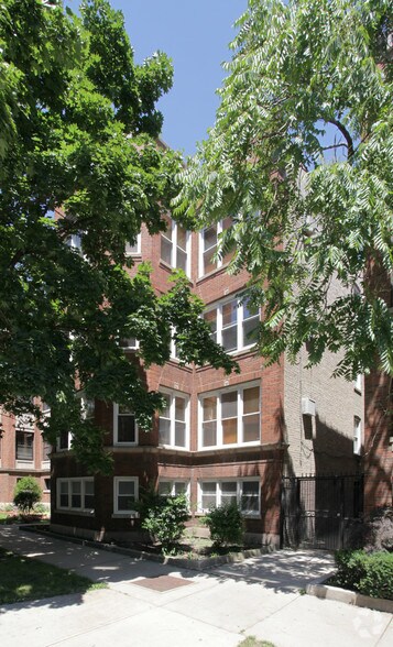 1210 E Hyde Park Blvd, Chicago, IL à vendre - Photo de l’immeuble – Image 2 sur 2