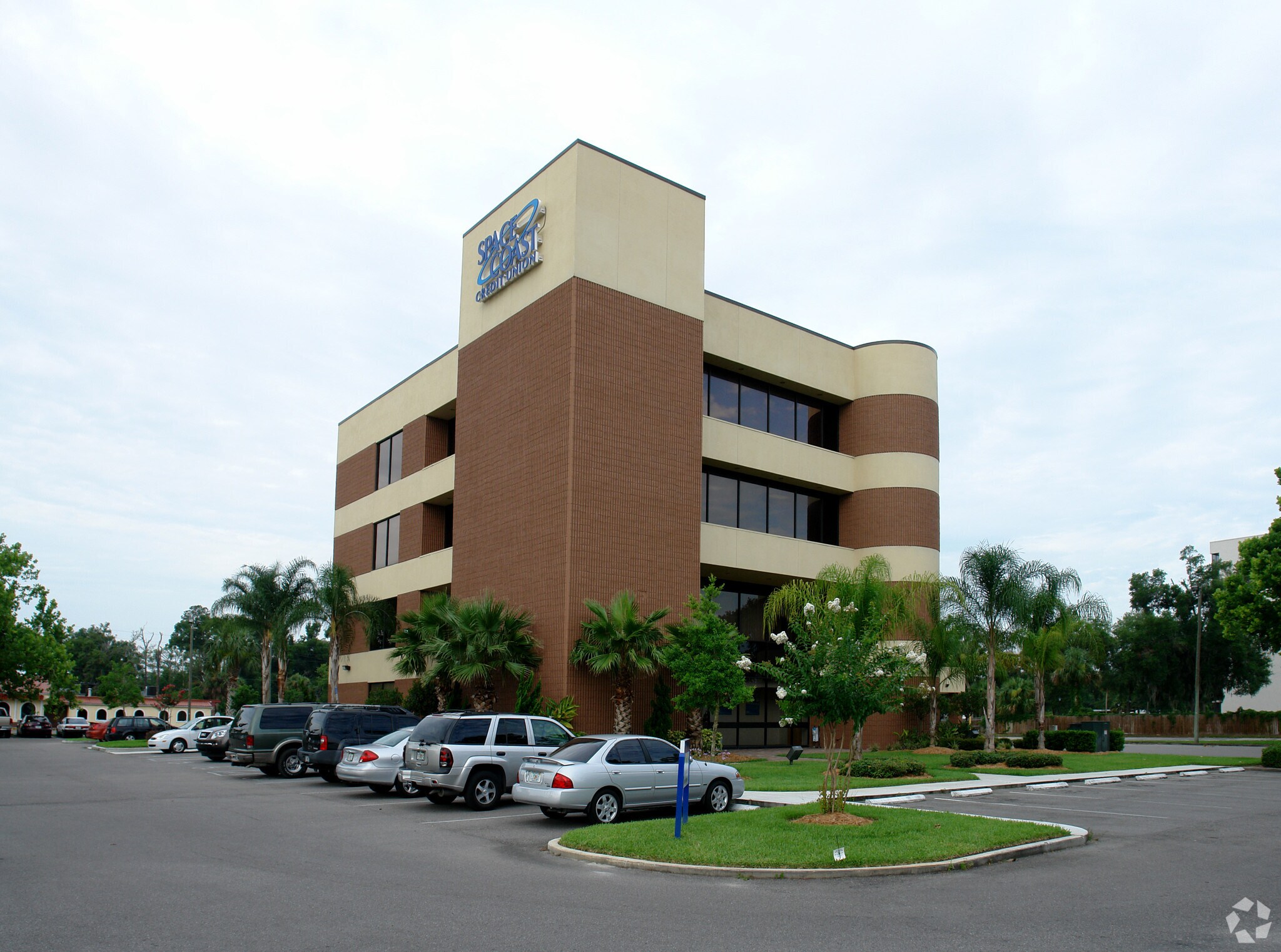 1450 S Woodland Blvd, Deland, FL à louer Photo principale– Image 1 sur 9