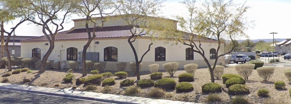 2585 Box Canyon Dr, Las Vegas, NV à louer - Photo de l’immeuble – Image 3 sur 3