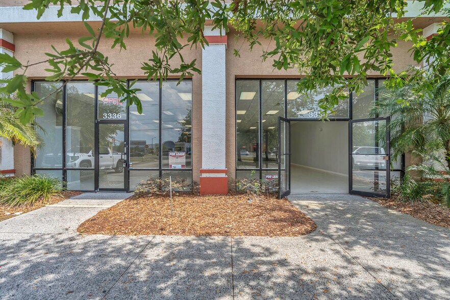 3336-3338 S. Orange Blossom Trl, Kissimmee, FL à louer - Photo de l’immeuble – Image 2 sur 36