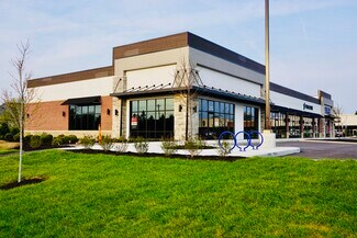 Plus de détails pour 10470 Olio Rd, Fortville, IN - Local commercial à louer