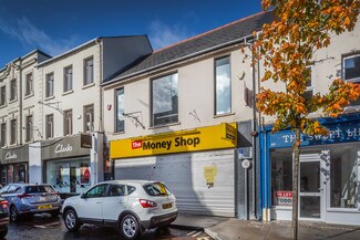 Plus de détails pour 18 Main St, Larne - Local commercial à louer