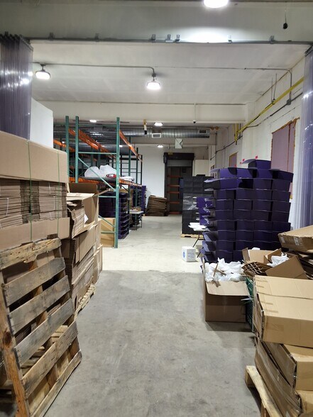 1411 E Elizabeth Ave, Linden, NJ à vendre - Photo de l’immeuble – Image 2 sur 8