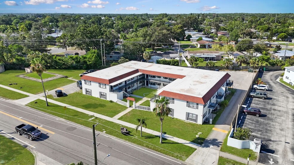 955 Knox McRae Dr, Titusville, FL à vendre - Aérien – Image 3 sur 9
