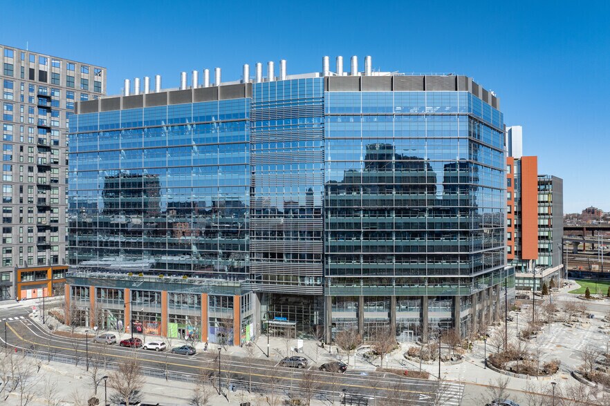 216 Jacobs St, Cambridge, MA à louer - Photo de l’immeuble – Image 1 sur 10