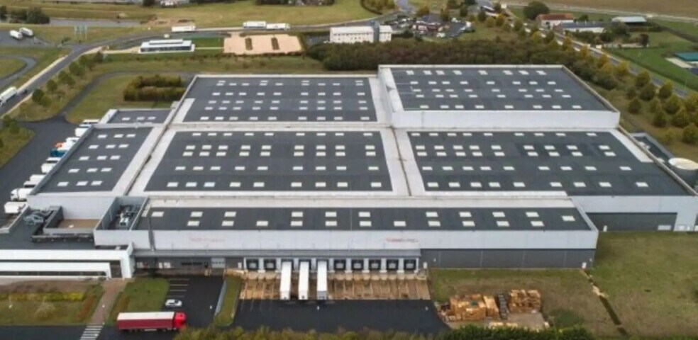 Industriel/Logistique dans Meung-sur-Loire à louer - Photo de l’immeuble – Image 1 sur 15