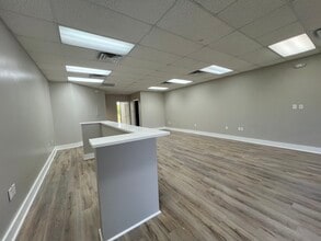 4 Harvard Cir, West Palm Beach, FL à louer Photo intérieure– Image 2 sur 5