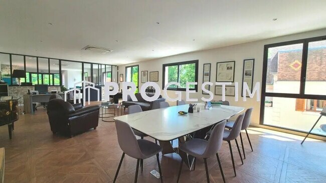 Plus de détails pour Bureau à vendre