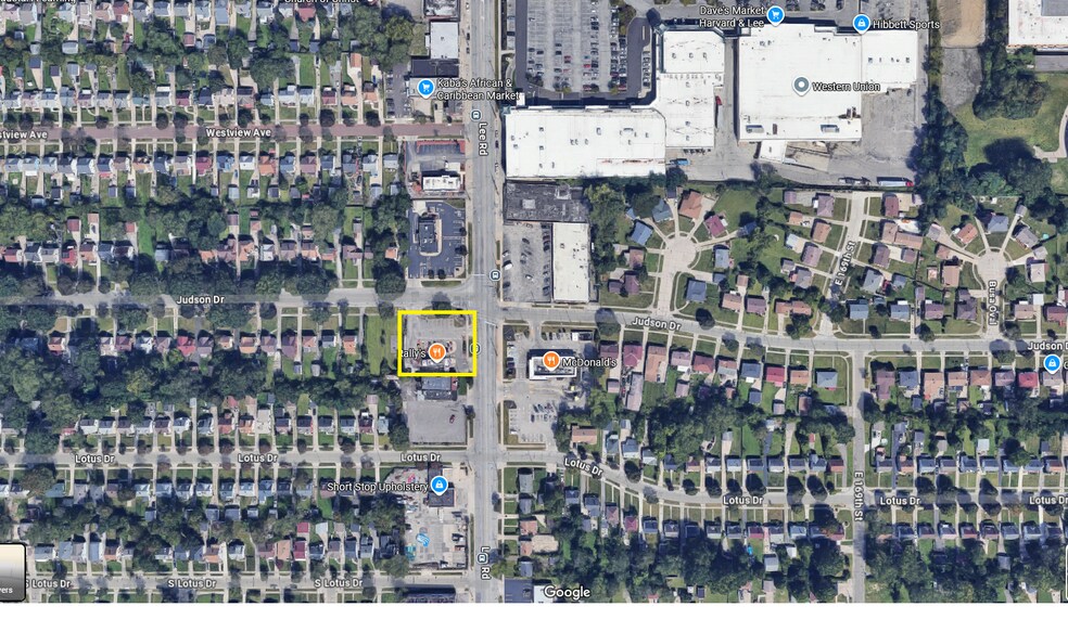 4154 Lee Rd, Cleveland, OH à louer - Photo de l’immeuble – Image 2 sur 3