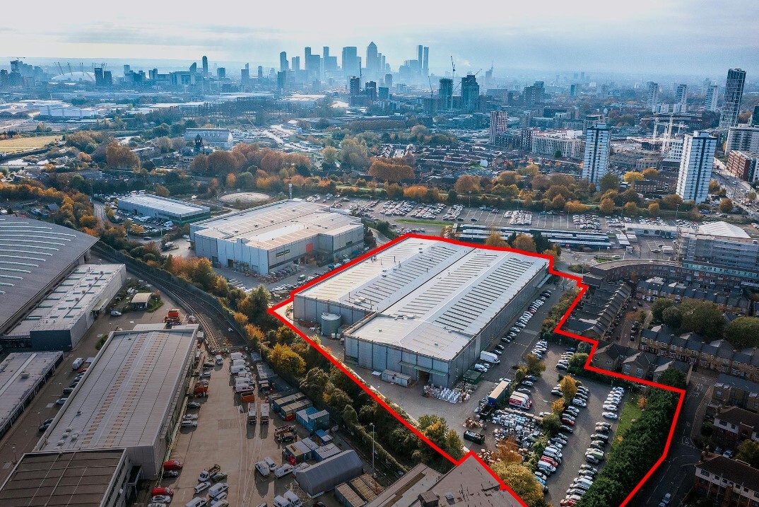 International Business Park Stratford, Londres à louer Photo de l’immeuble– Image 1 sur 1